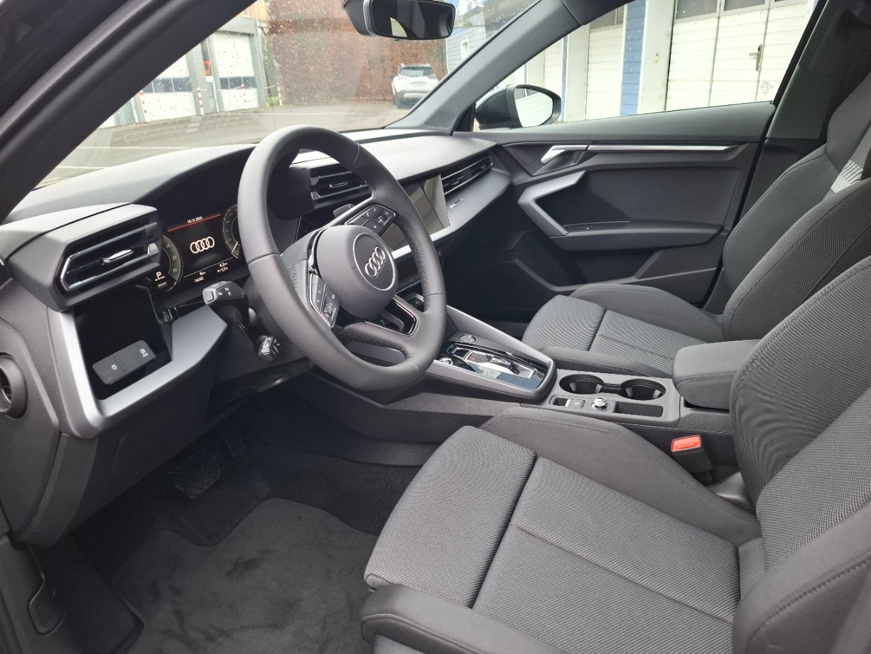 AUDI AUDI A3 Sportback 1.5 45 TFSI Plug-in-Hybrid S Line S-Tronic-image-9