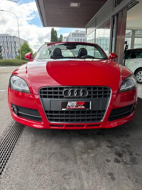 AUDI TT Roadster 2.0 TFSI-showroom-element-1