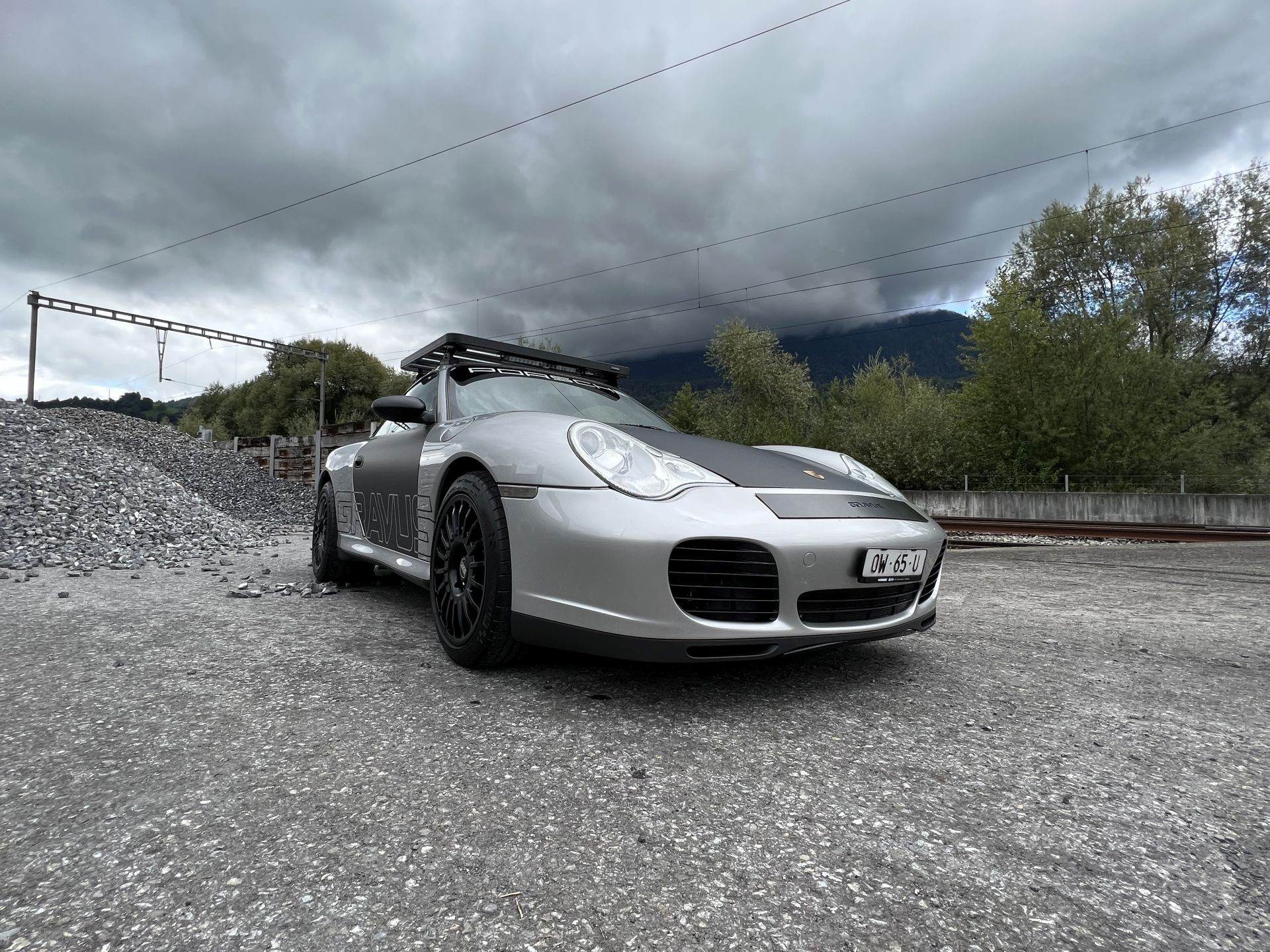 PORSCHE 911 Carrera 4 S Gravus Performance