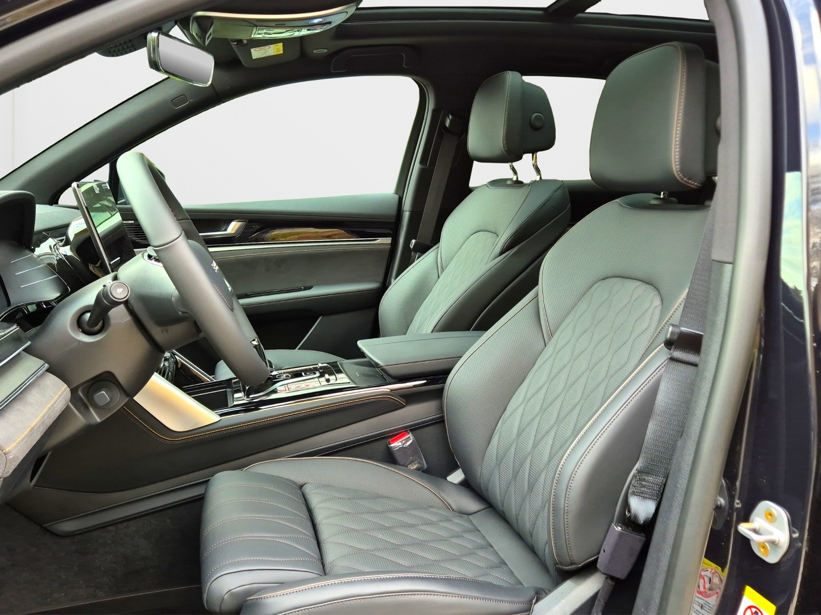 BYD Flagship 7 Plaetzer 4WD-image-14