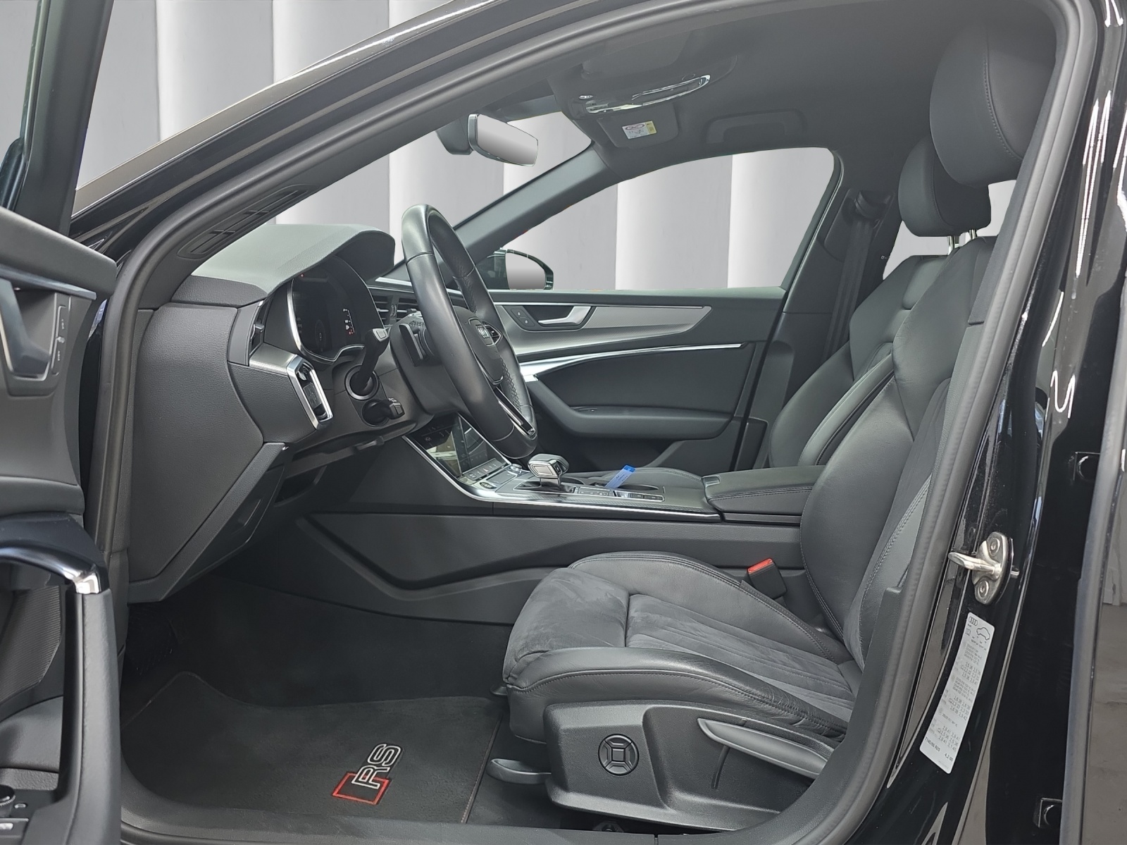 AUDI A6 Avant 2.0 45 TFSI Advanced quattro S-Tronic-image-10
