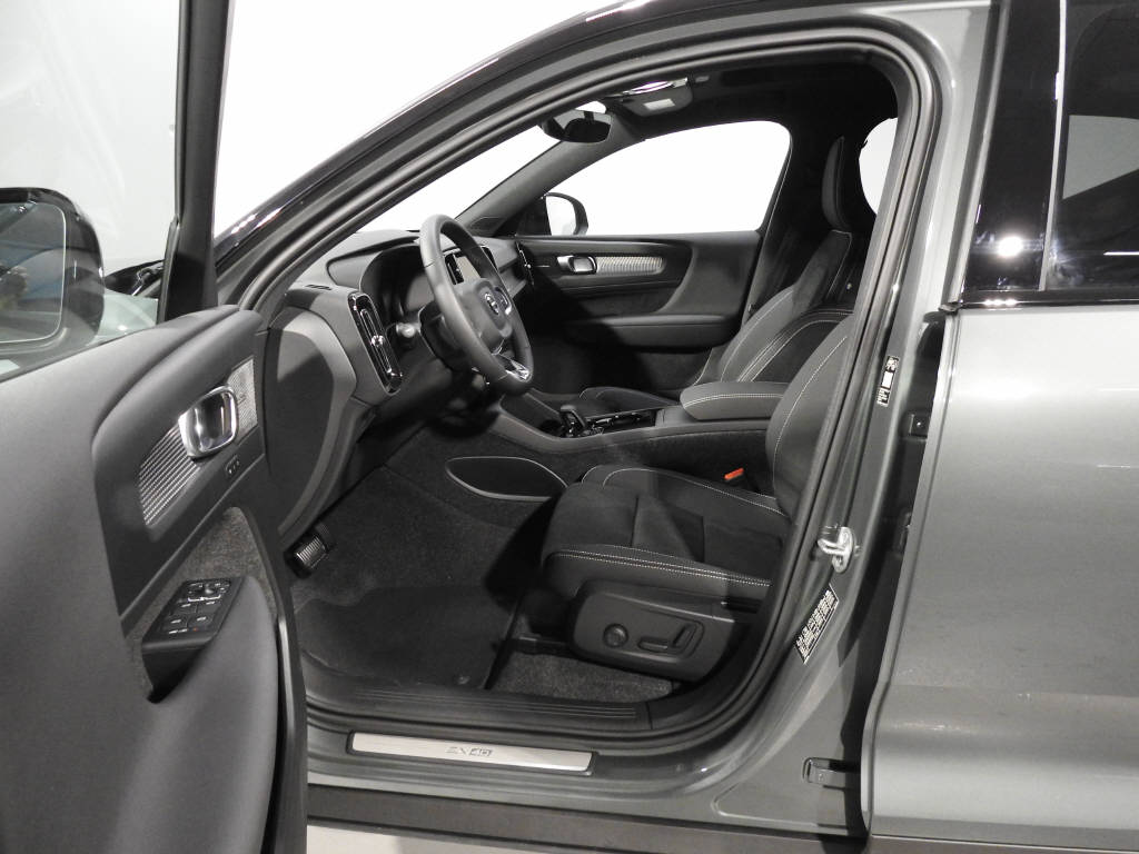 VOLVO EX40 Extended Ultra-image-9