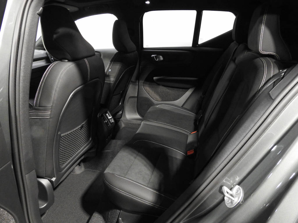 VOLVO EX40 Extended Ultra-image-12