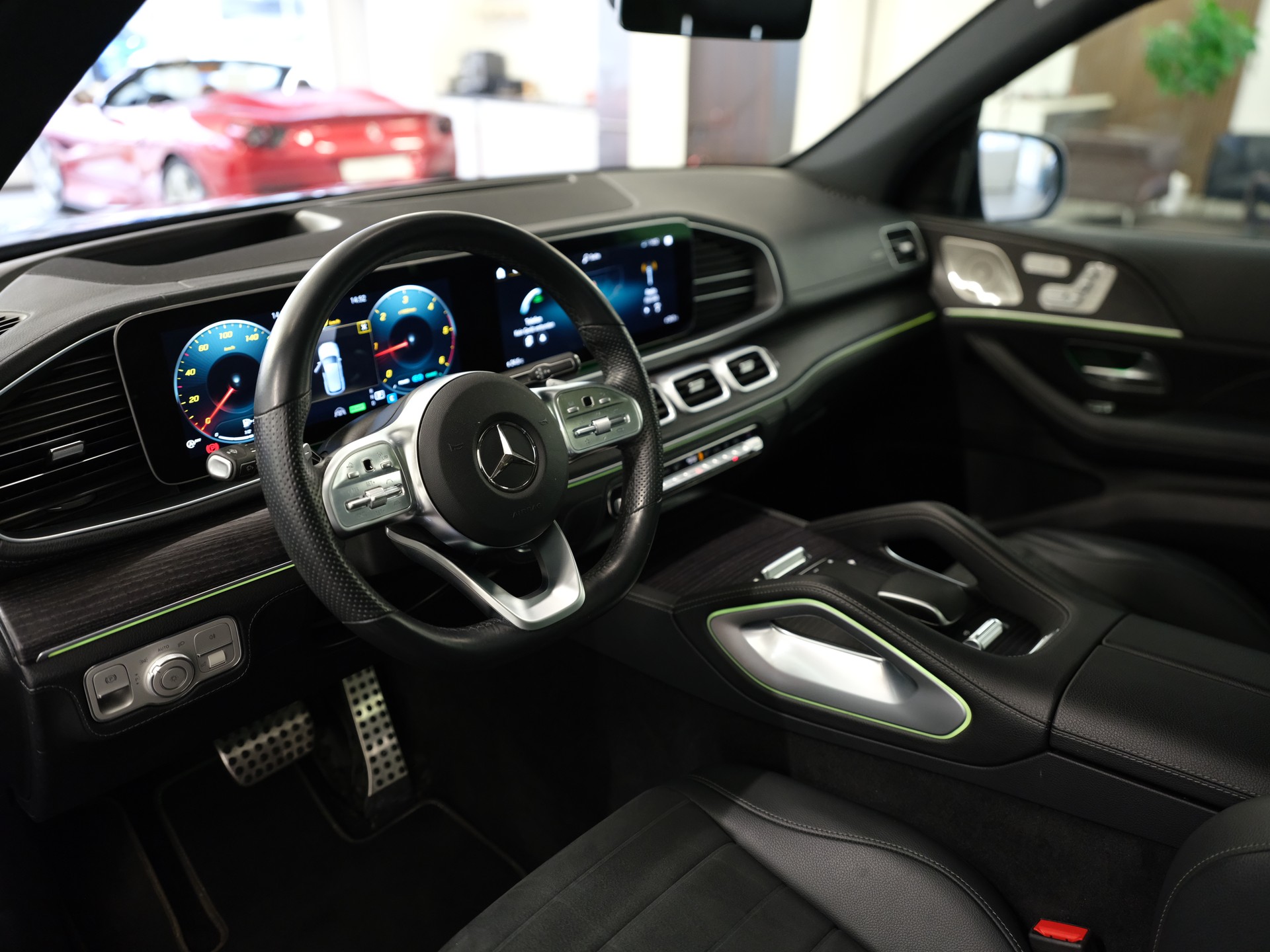 MERCEDES-BENZ GLE 300 d 4Matic AMG Line 9G-Tronic *Head-Up* *AMG Line Ausstattung* *Keyless-Go* *Memory-Paket*-image-12