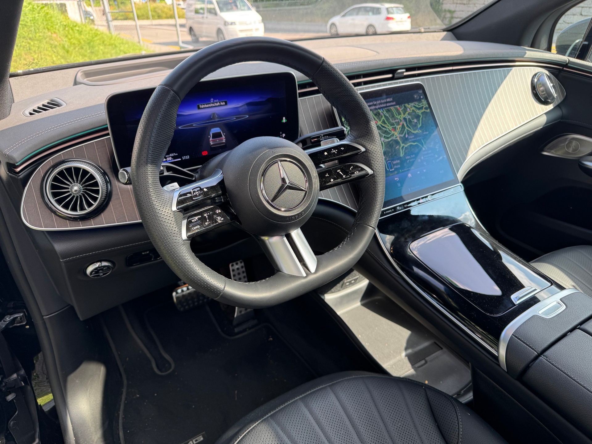 MERCEDES-BENZ EQE SUV 350 4 Matic Executive Edition-image-2