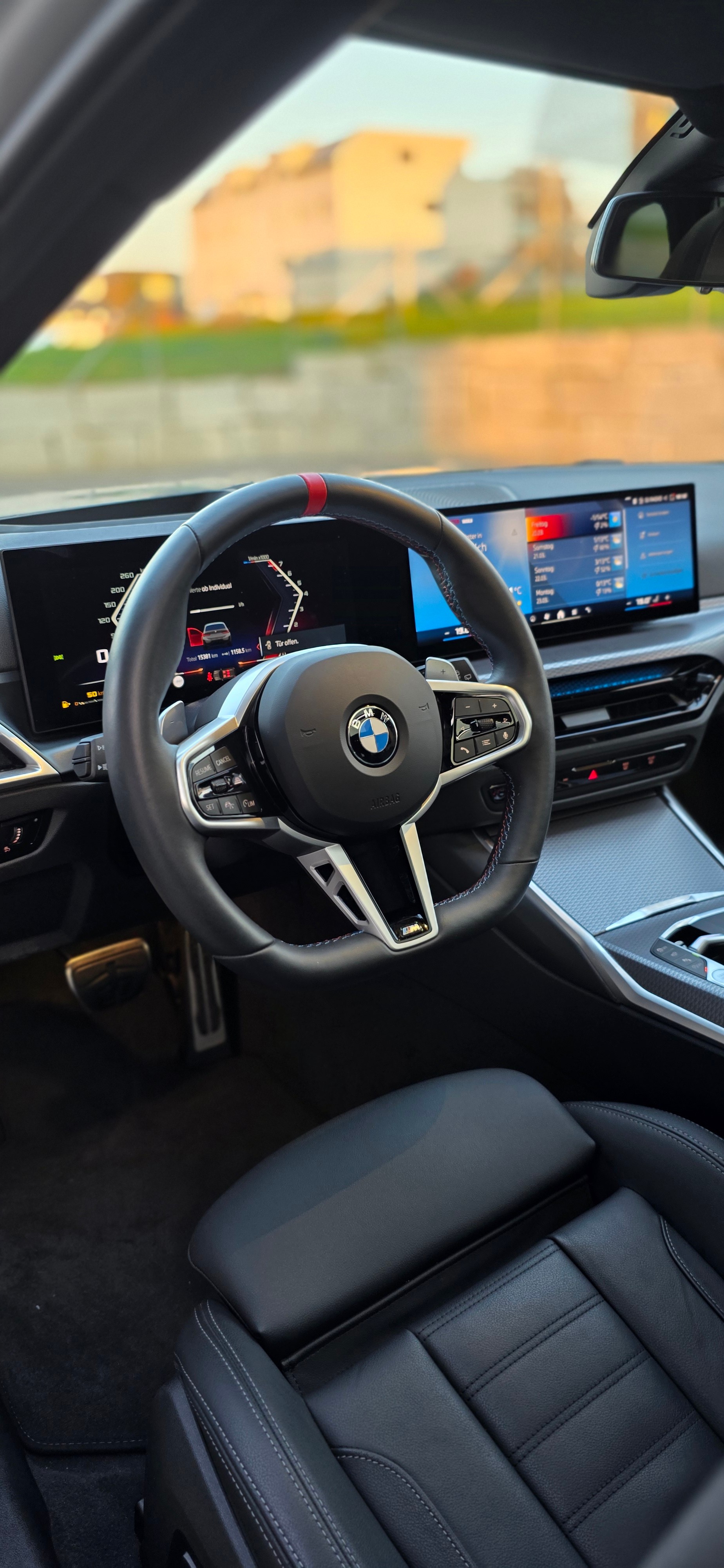 BMW M340i xDrive 48V Touring Steptronic *FACELIFT*EL. PANORAMA*DISTRONIC*BROOKLYN GRAU*ANHÄNGERKUPPLUNG*-image-18