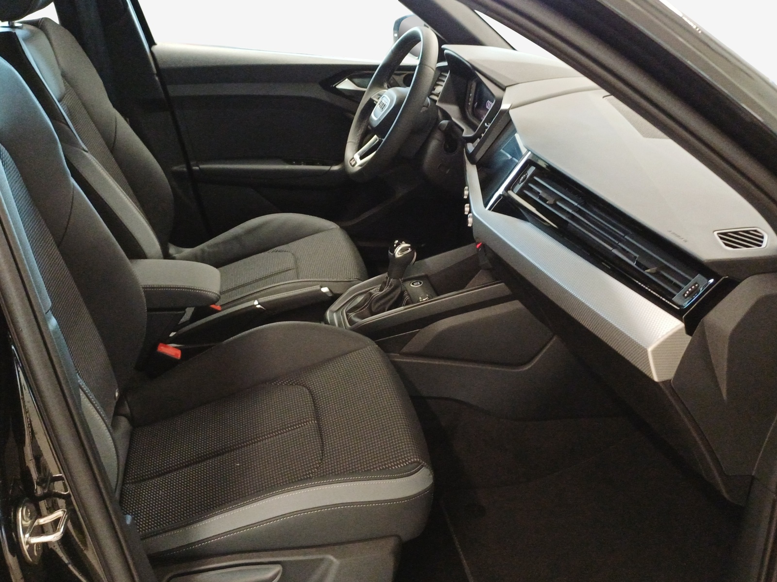 AUDI A1 Sportback 30 TFSI Attraction S-tronic-image-15
