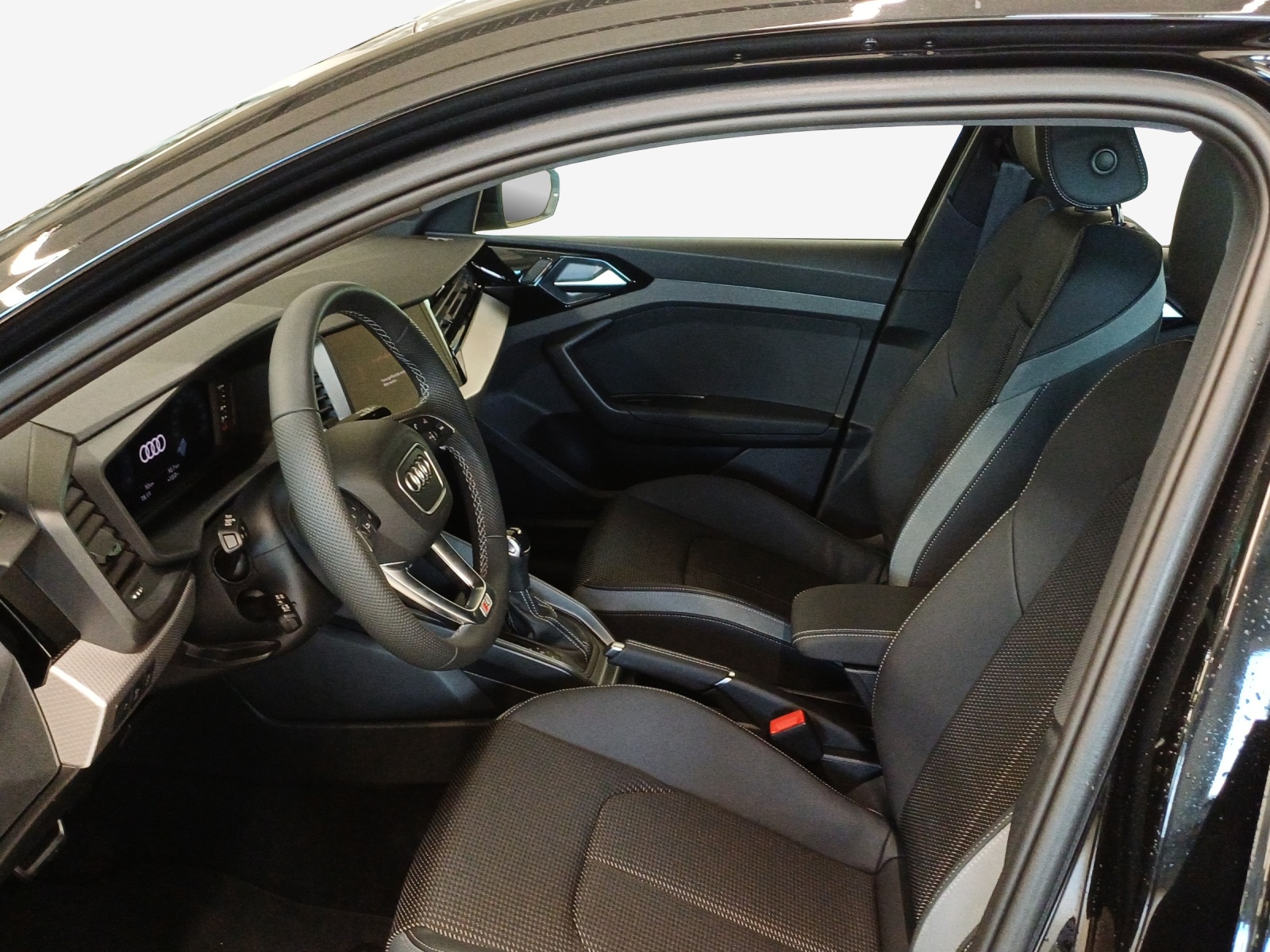 AUDI A1 Sportback 30 TFSI Attraction S-tronic-image-7
