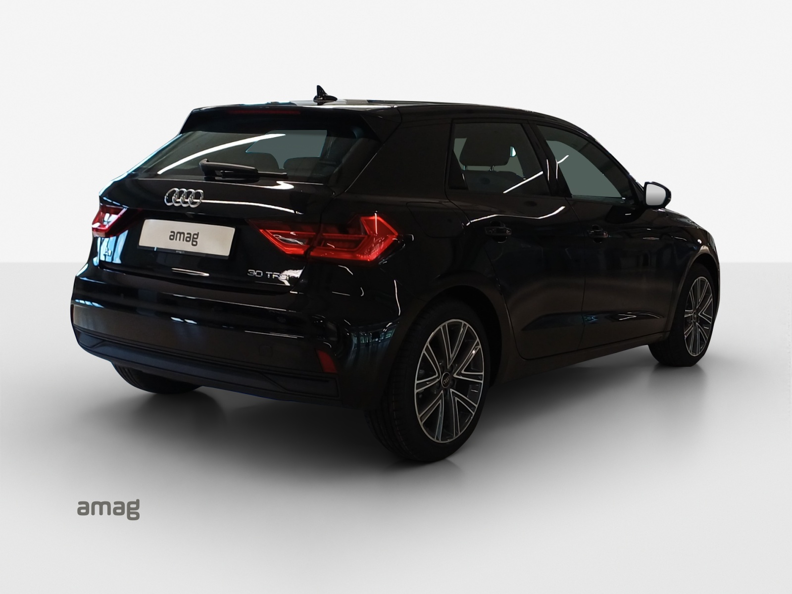 AUDI A1 Sportback 30 TFSI Attraction S-tronic-image-4