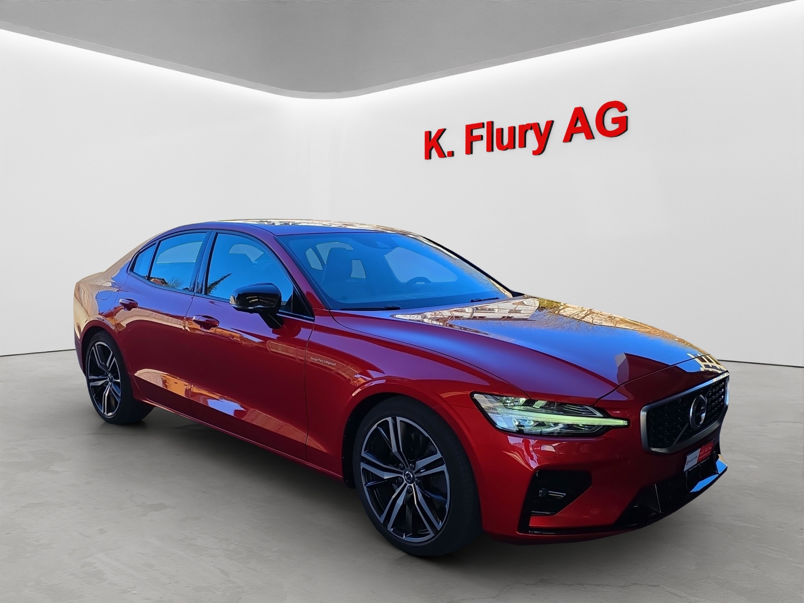 VOLVO S60 2.0 T5 R-Design AWD-image-6