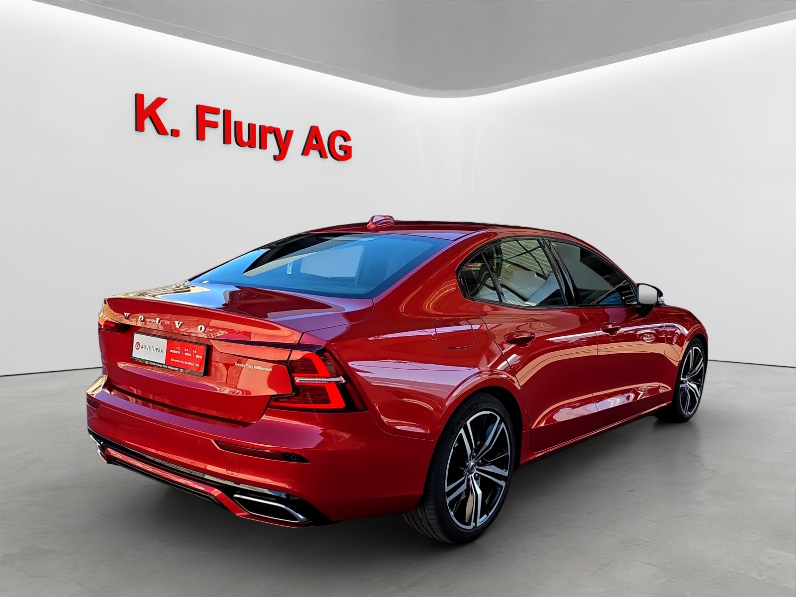 VOLVO S60 2.0 T5 R-Design AWD-image-4