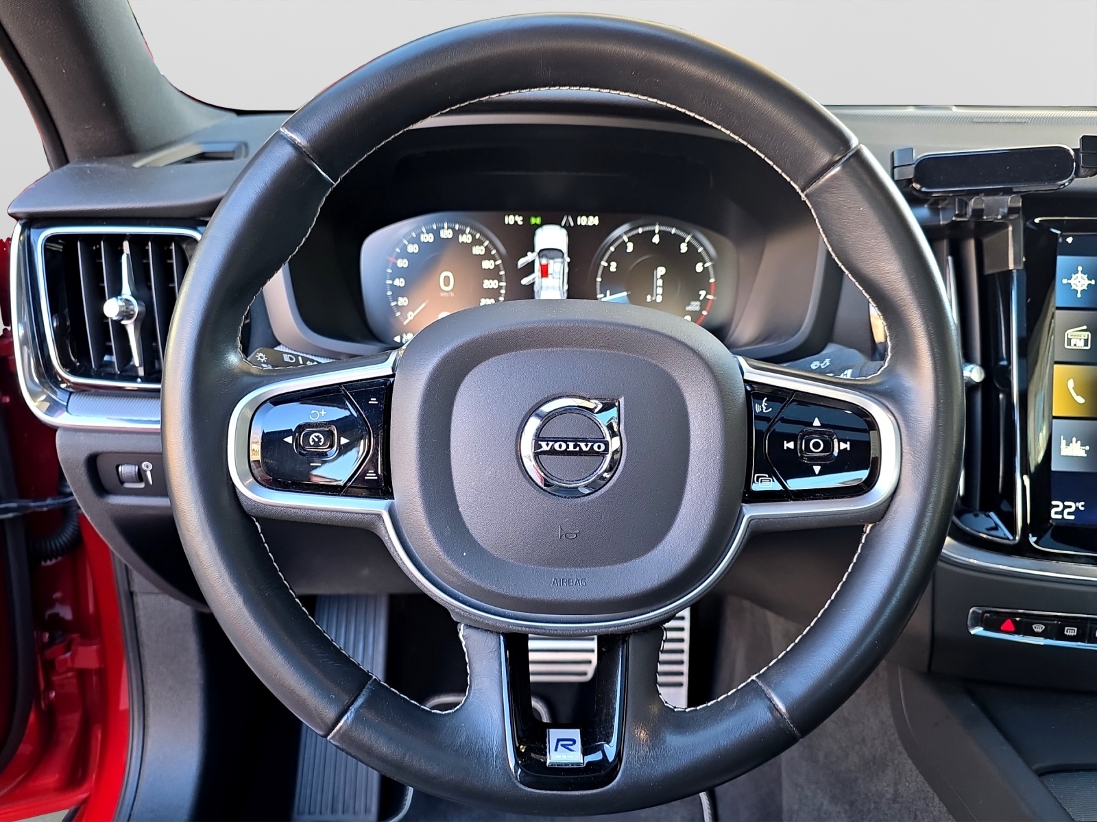 VOLVO S60 2.0 T5 R-Design AWD-image-9