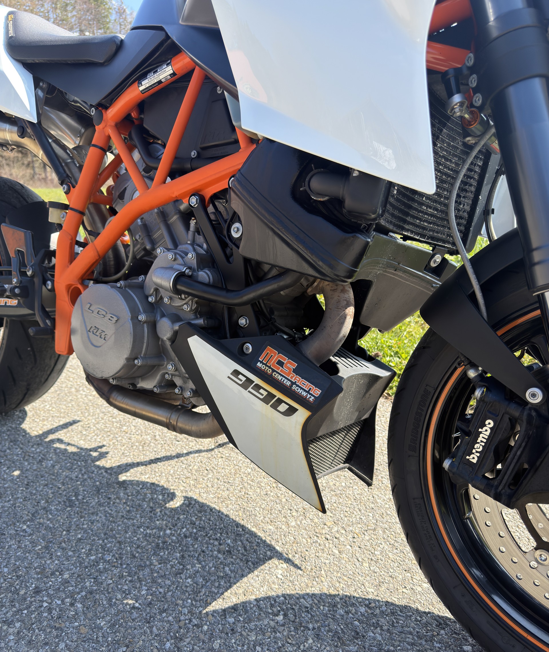 KTM 990 Super Duke R-image-5