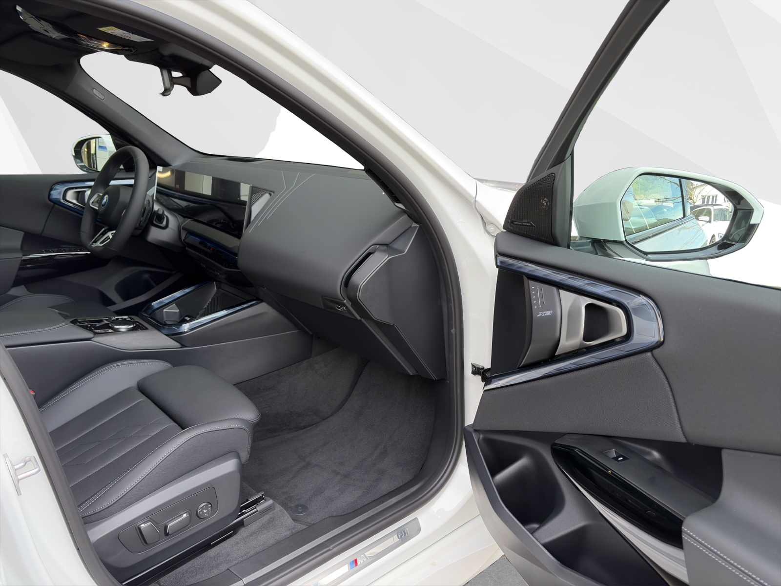 BMW X3 30e xDrive-image-17