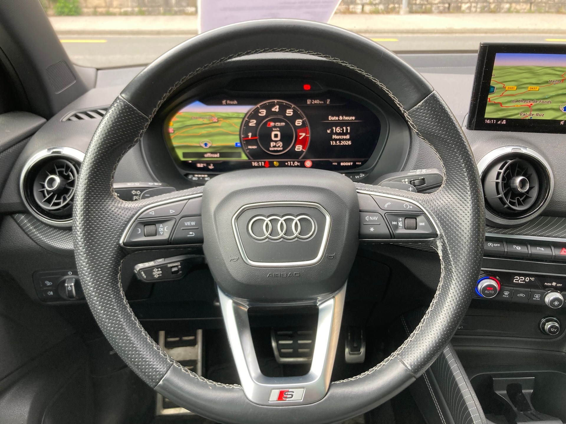 AUDI SQ2 TFSI quattro-image-10