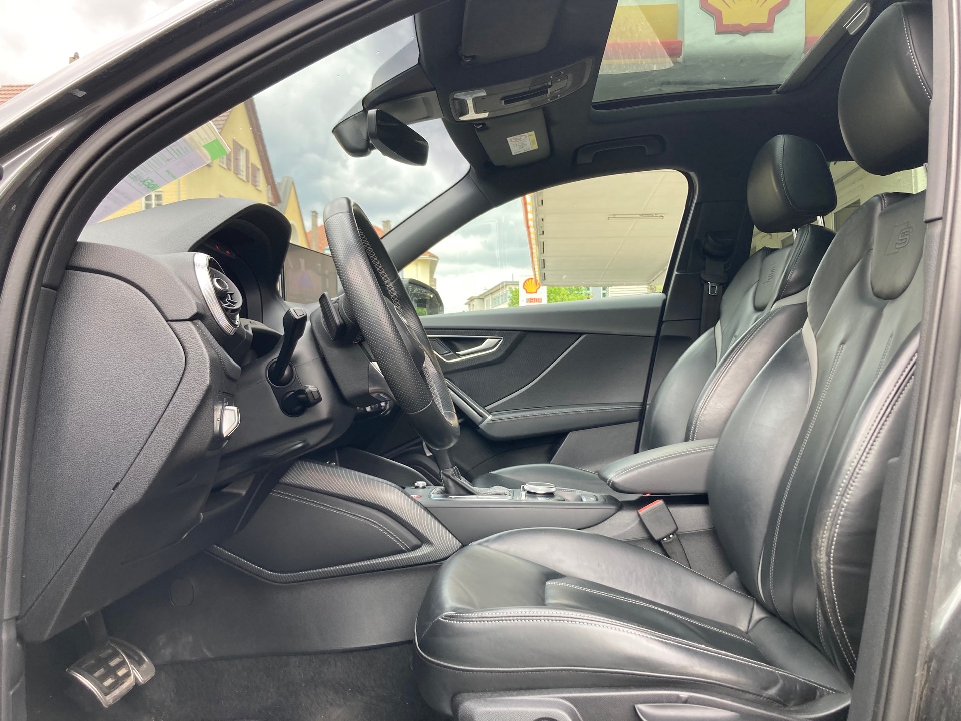 AUDI SQ2 TFSI quattro-image-7