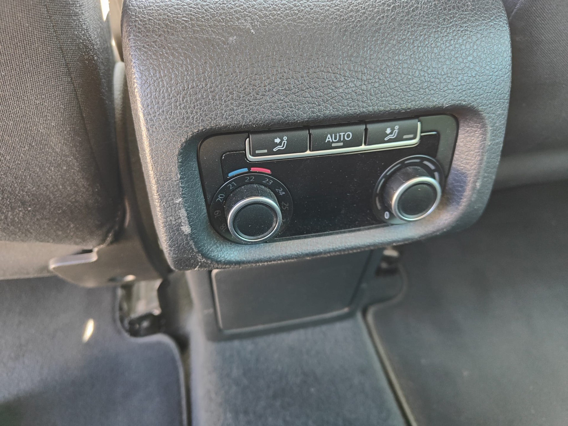 SEAT Alhambra 2.0 TDI Style 4x4-image-11