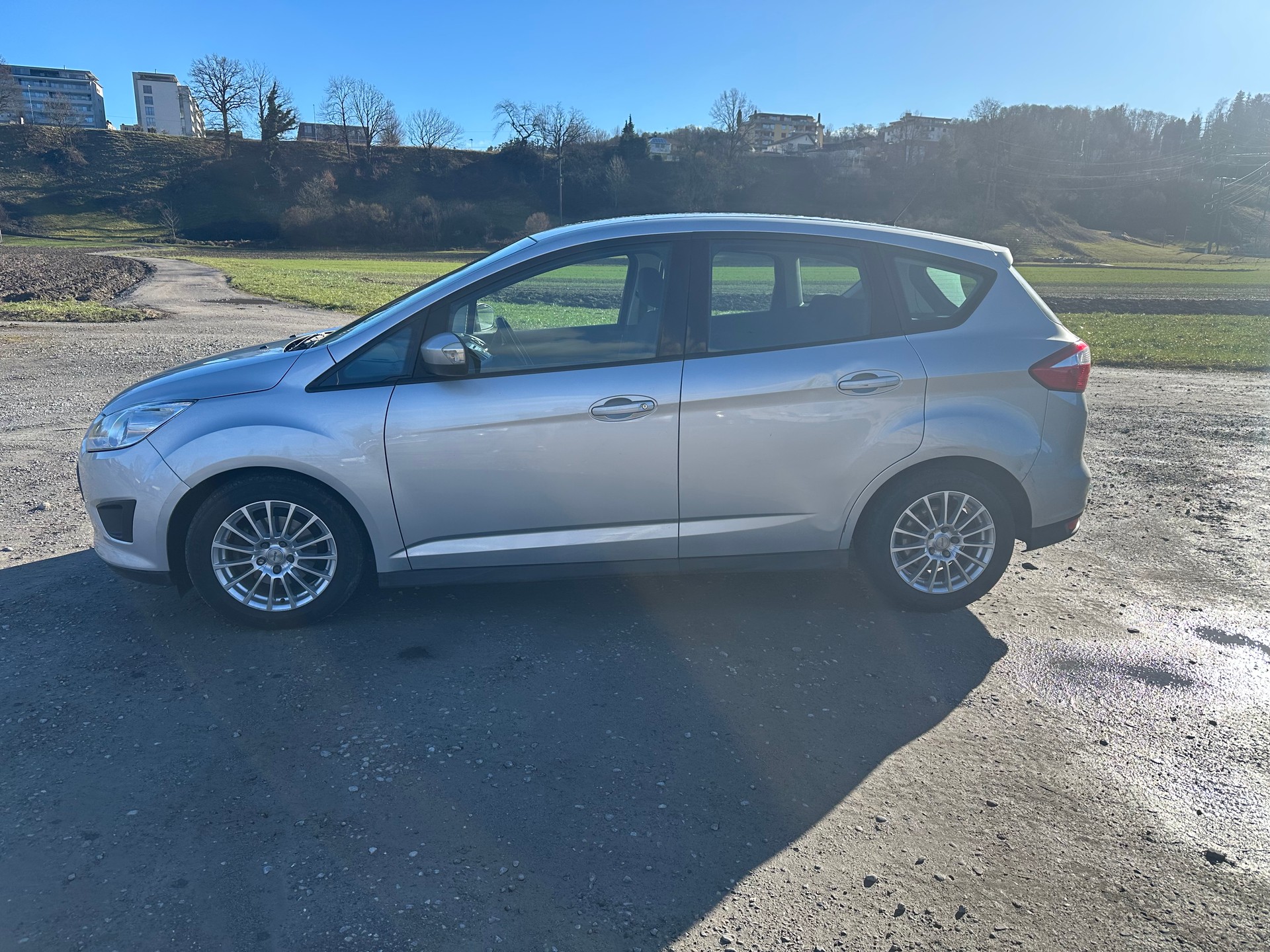 FORD C-Max 1.0 SCTi Titanium