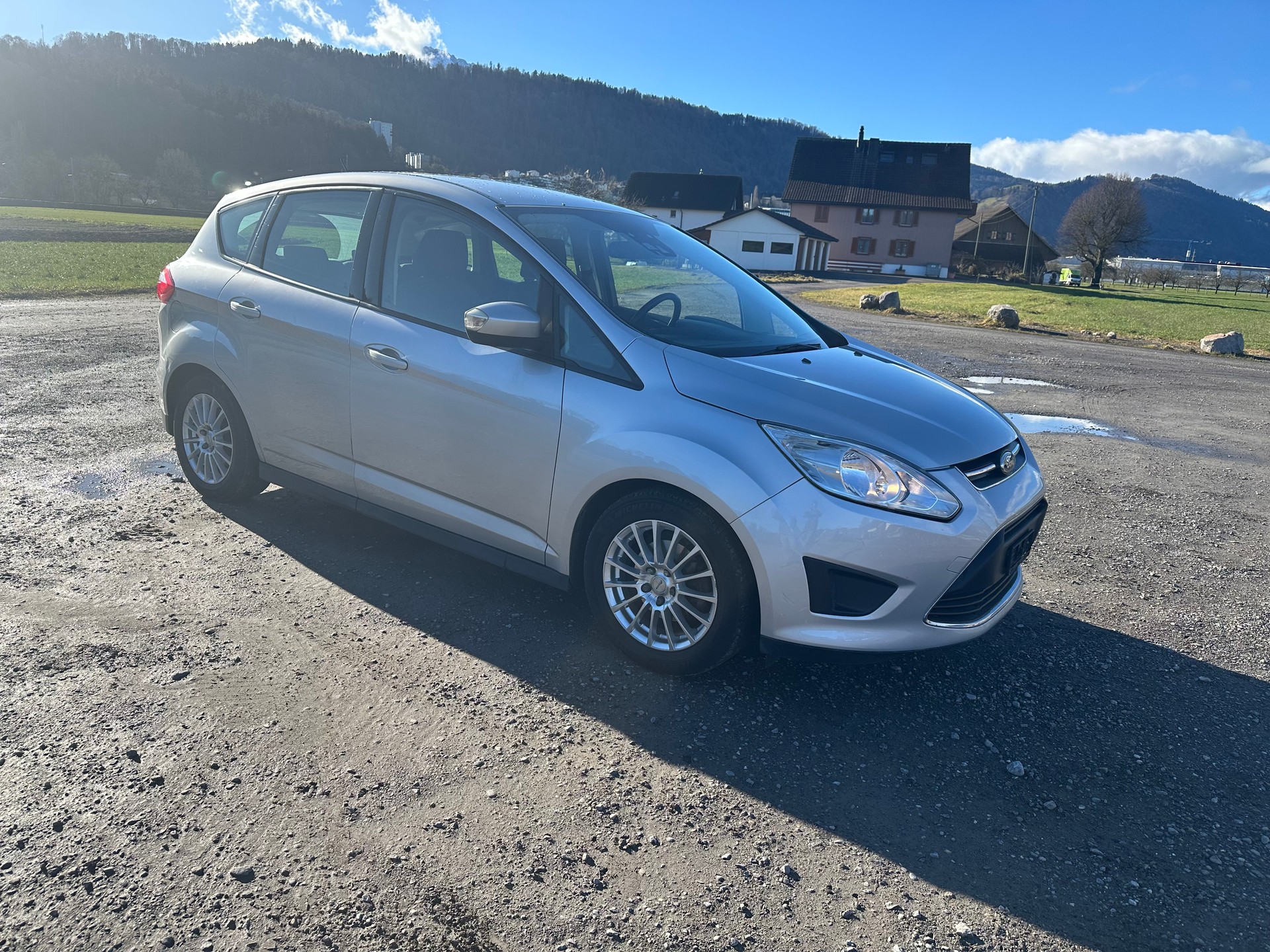 FORD C-Max 1.0 SCTi Titanium-image-14