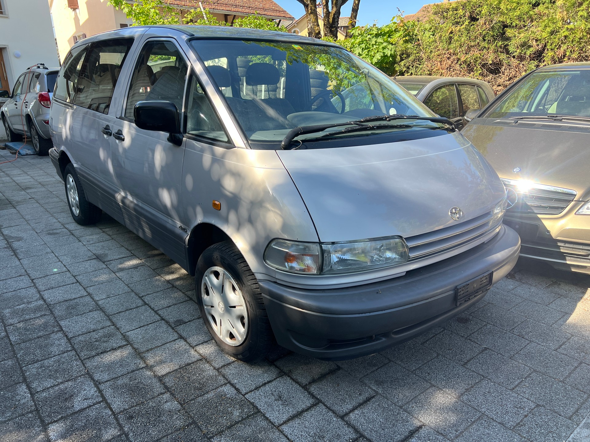 TOYOTA Previa XE 4x4