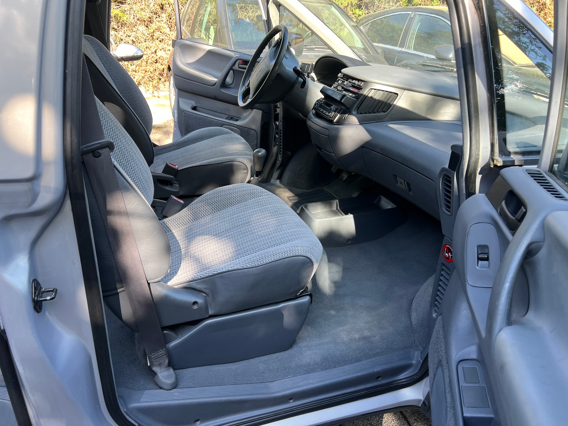 TOYOTA Previa XE 4x4-image-11