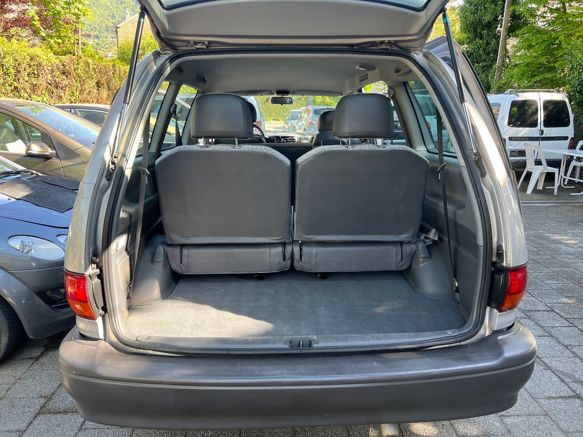 TOYOTA Previa XE 4x4-image-10