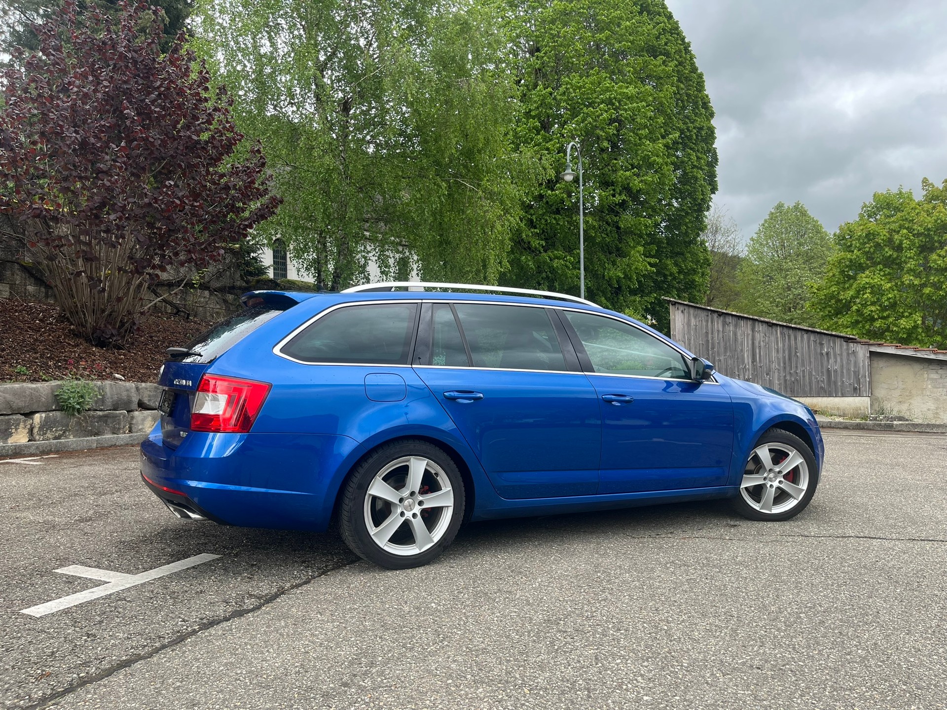 SKODA Octavia Combi 2.0 TDI RS 4x4 DSG-image-6