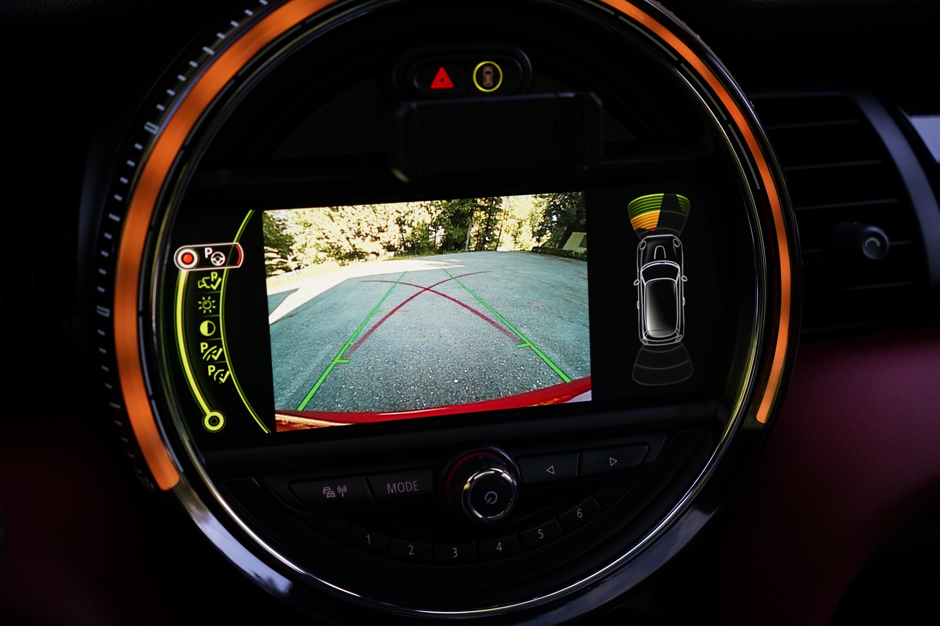 MINI Cooper John Cooper Works Steptronic-image-25