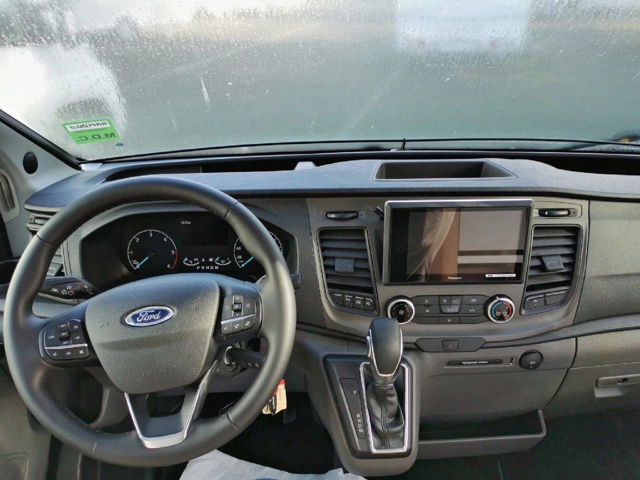 FORD Transit-image-3