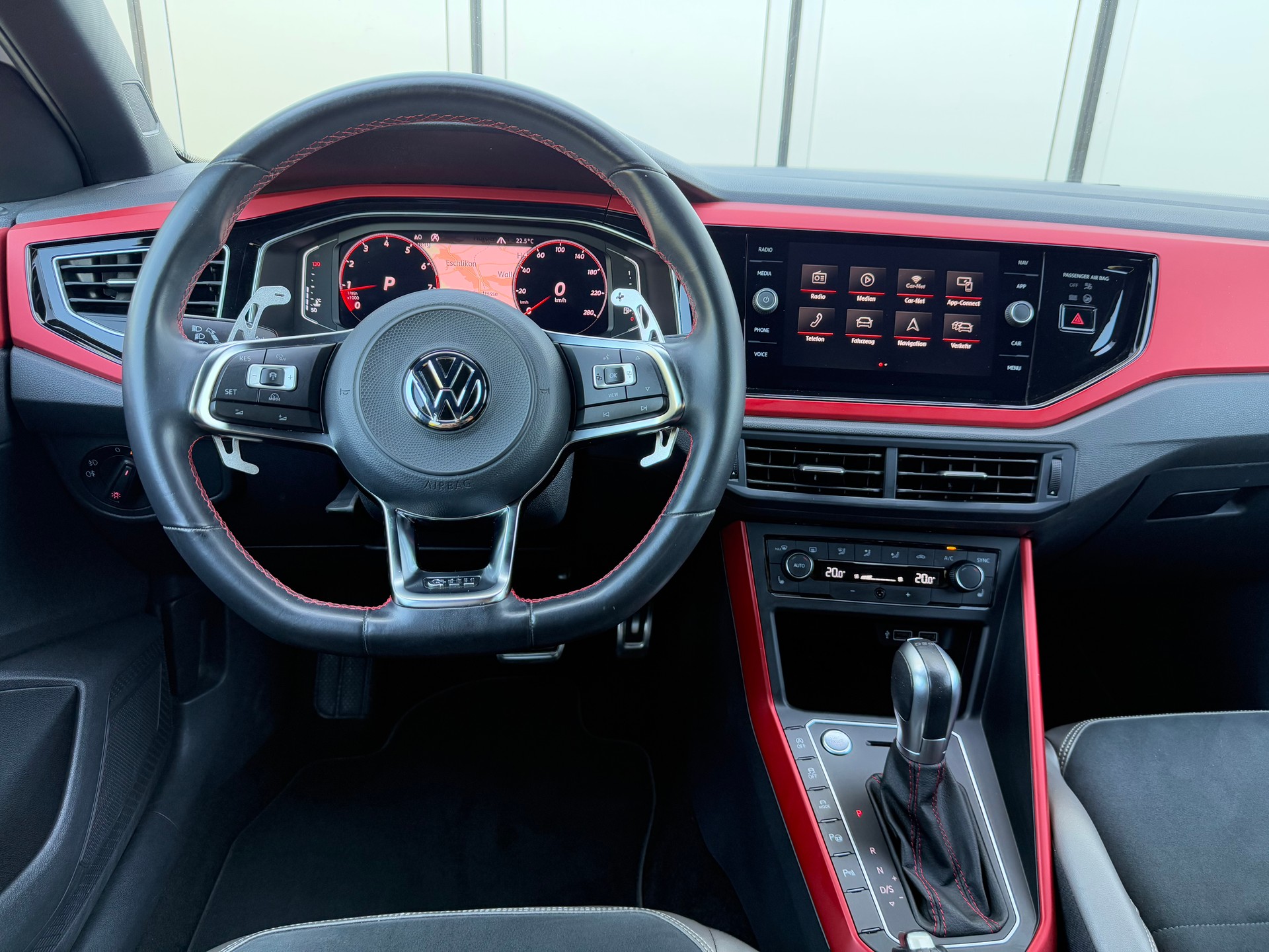 VW Polo 2.0 TSI GTI DSG-image-6