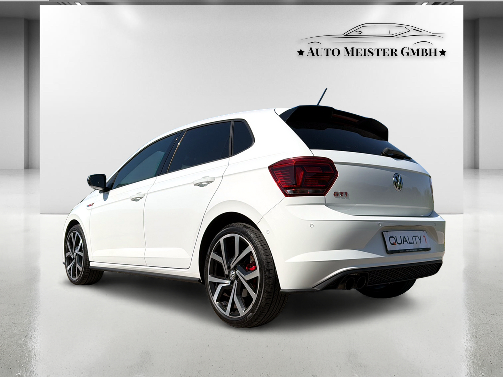 VW Polo 2.0 TSI GTI DSG-image-2