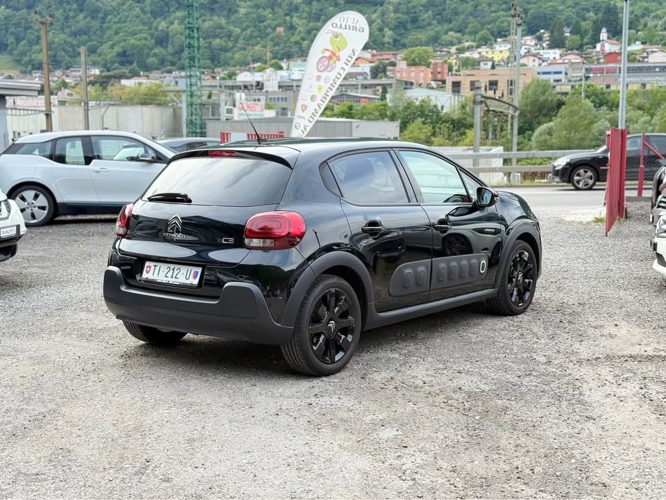 CITROEN C3 1.2i PureTech Feel-image-1