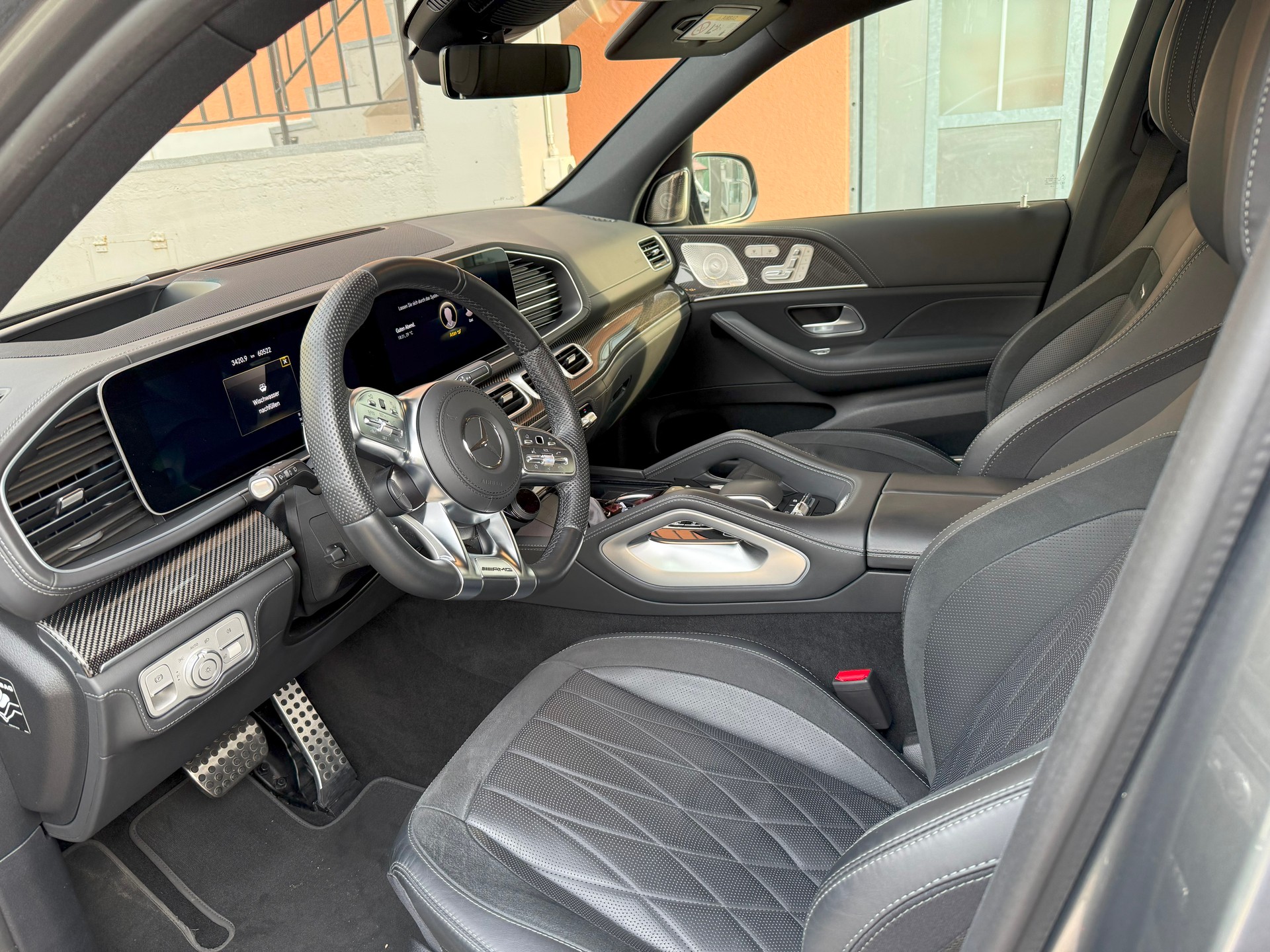 MERCEDES-BENZ GLE 63 S AMG 4matic+-image-2