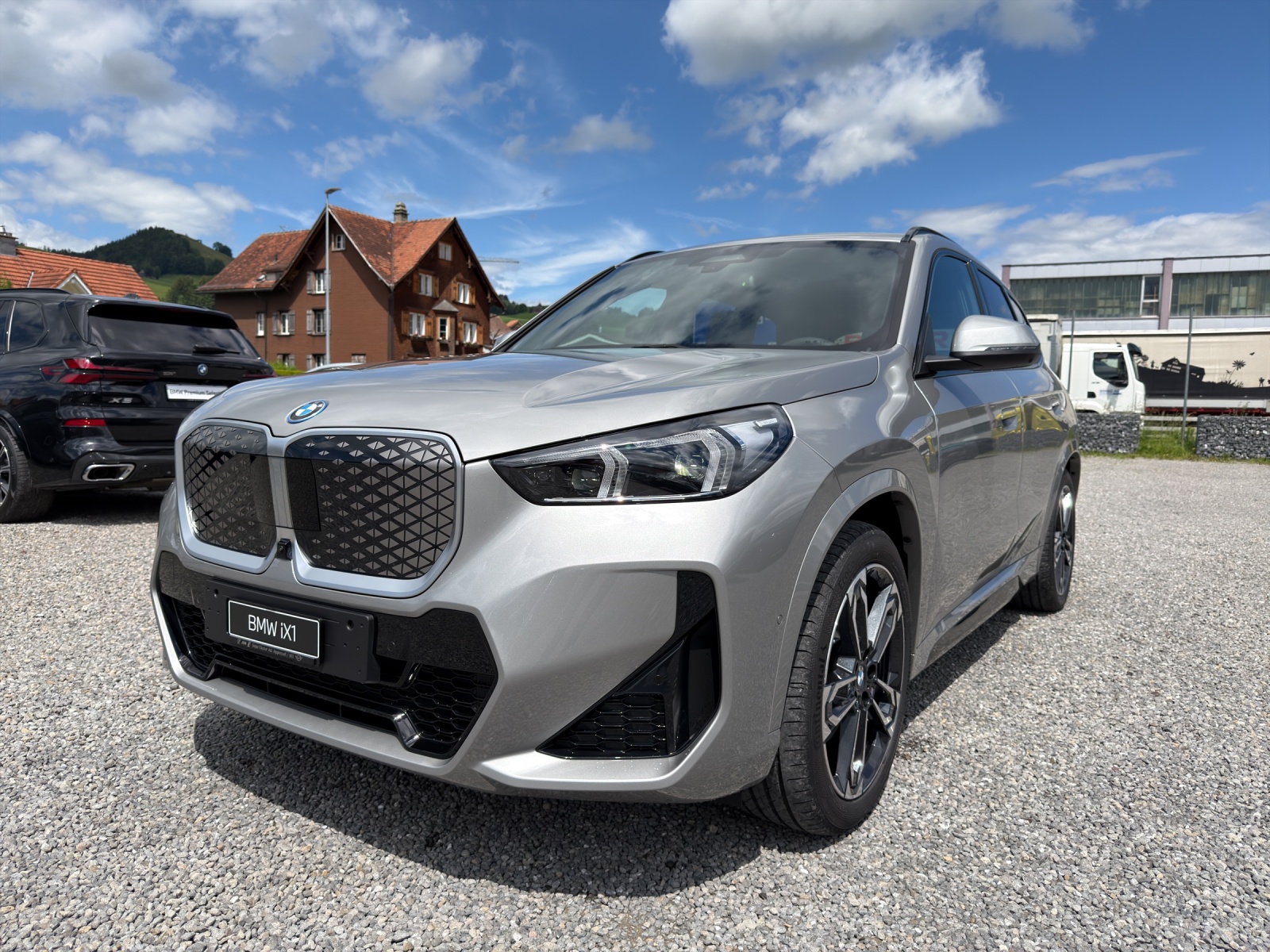 BMW iX1 xDrive 30 M Sport-image-26