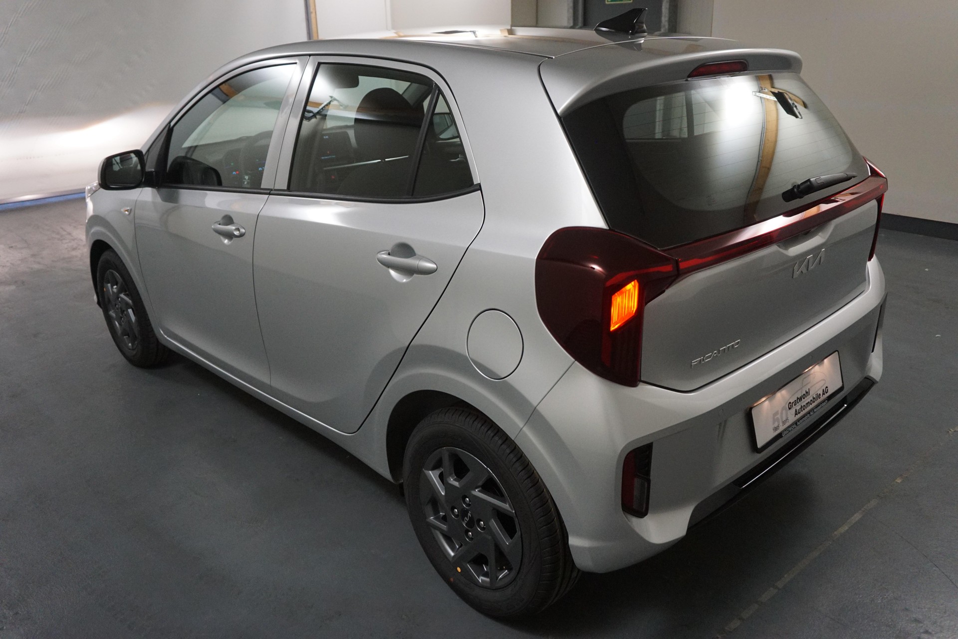 KIA Picanto 1.0 GDi First Edition-showroom-element-3