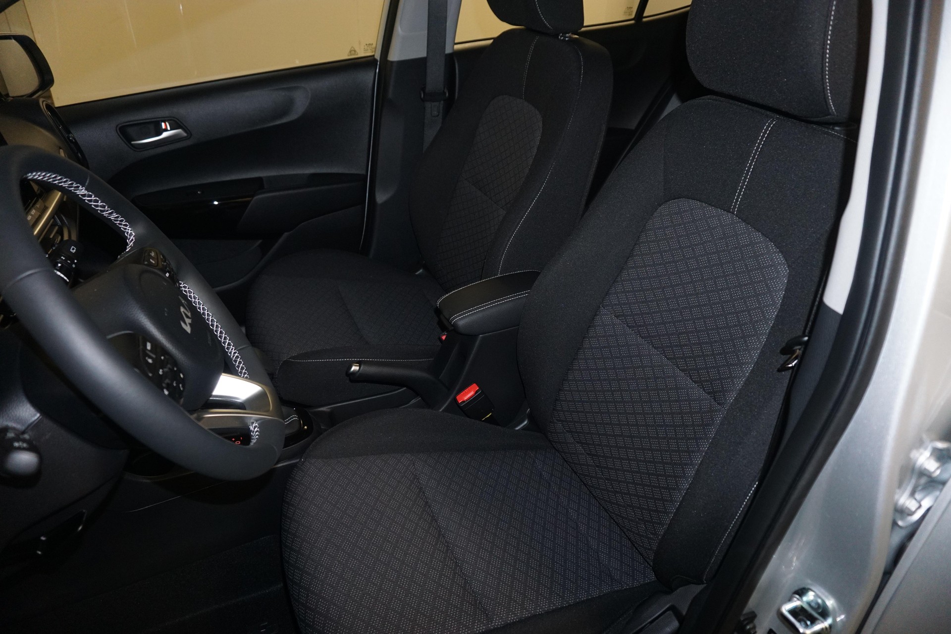 KIA Picanto 1.0 GDi First Edition-image-19