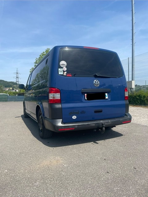 VW T5 2.0 TDI-image-3