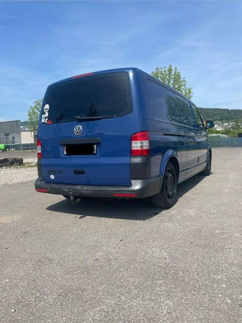 VW T5 2.0 TDI-image-2