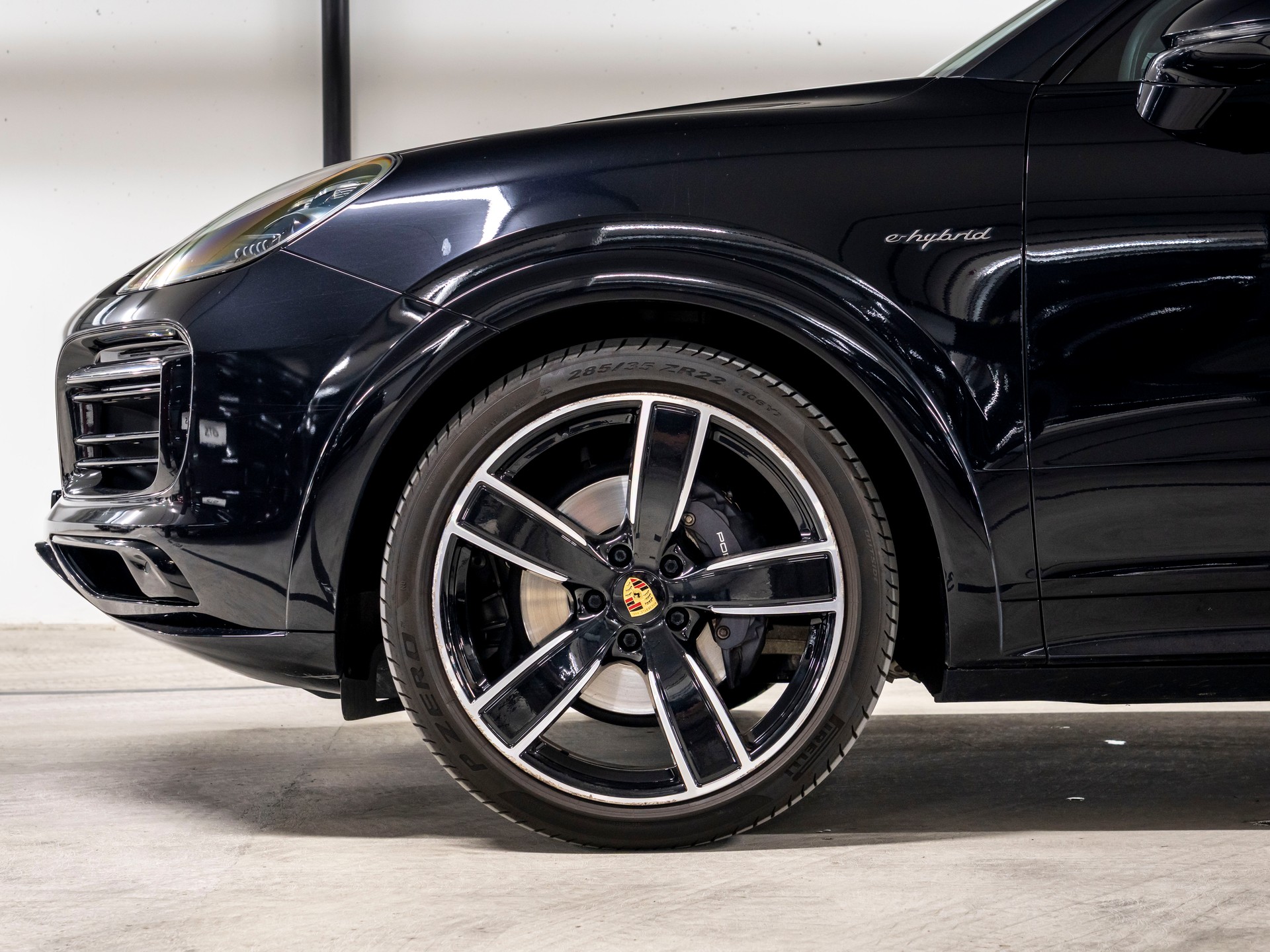 PORSCHE Cayenne E-Hybrid Platinum Edition-image-6