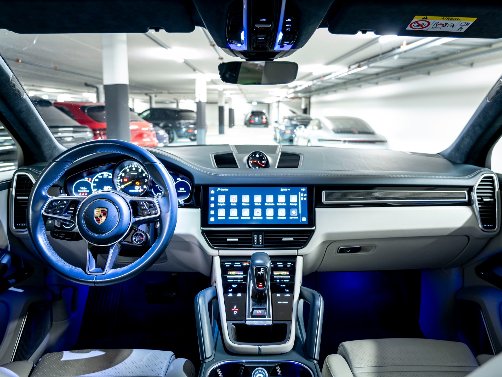 PORSCHE Cayenne E-Hybrid Platinum Edition-image-22