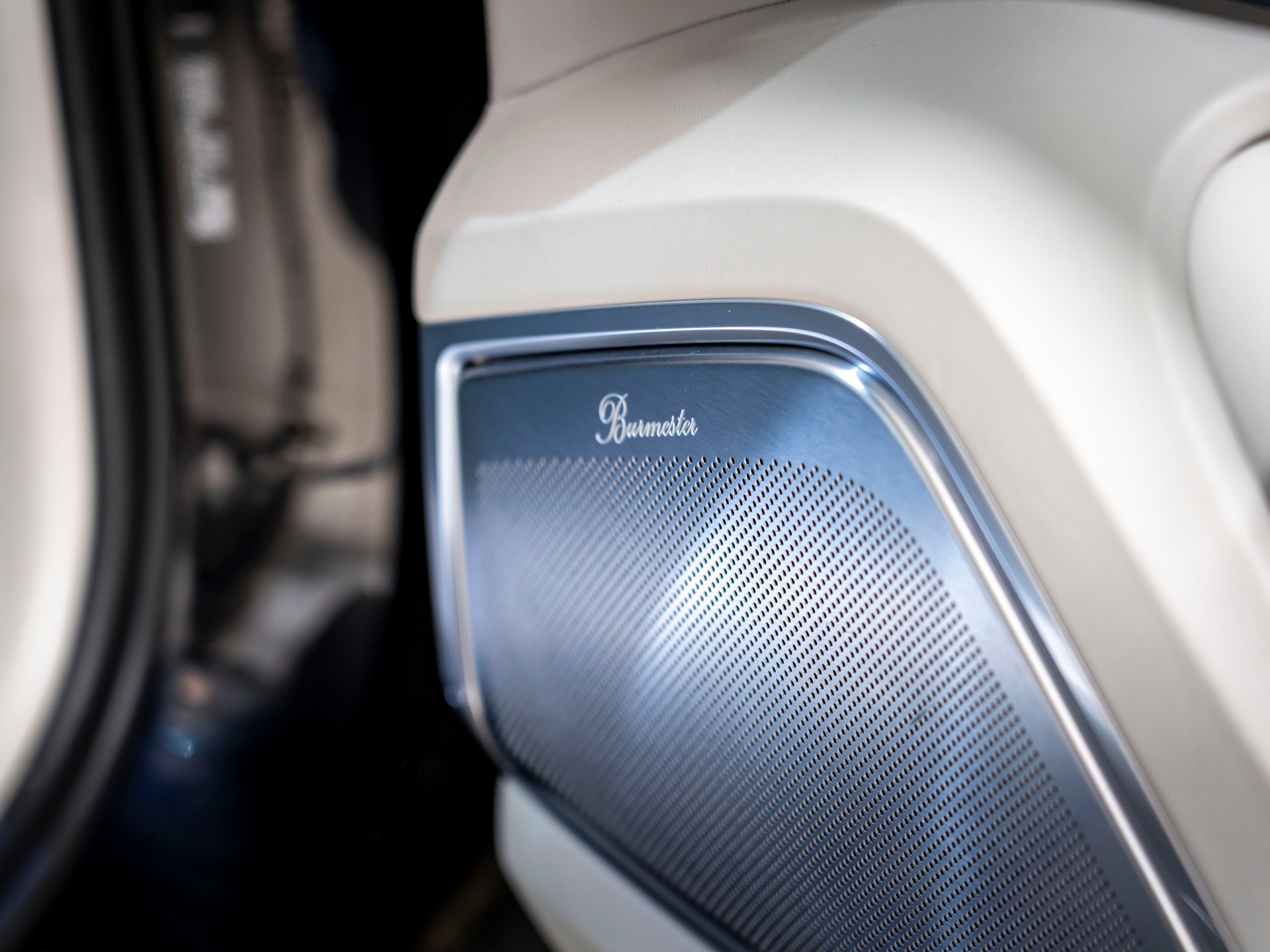 PORSCHE Cayenne E-Hybrid Platinum Edition-image-27