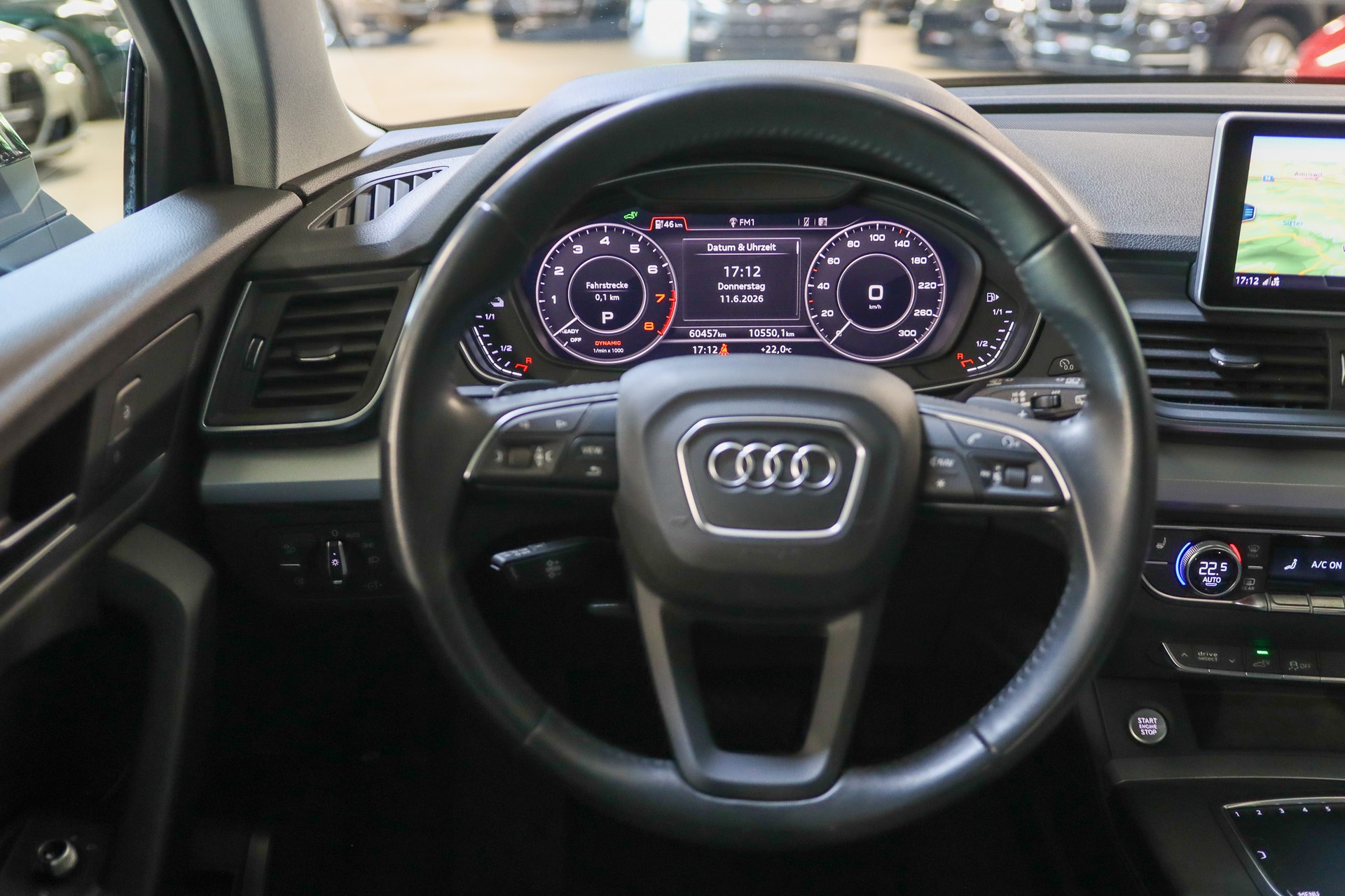 AUDI Q5 50 TFSI e quattro-image-11