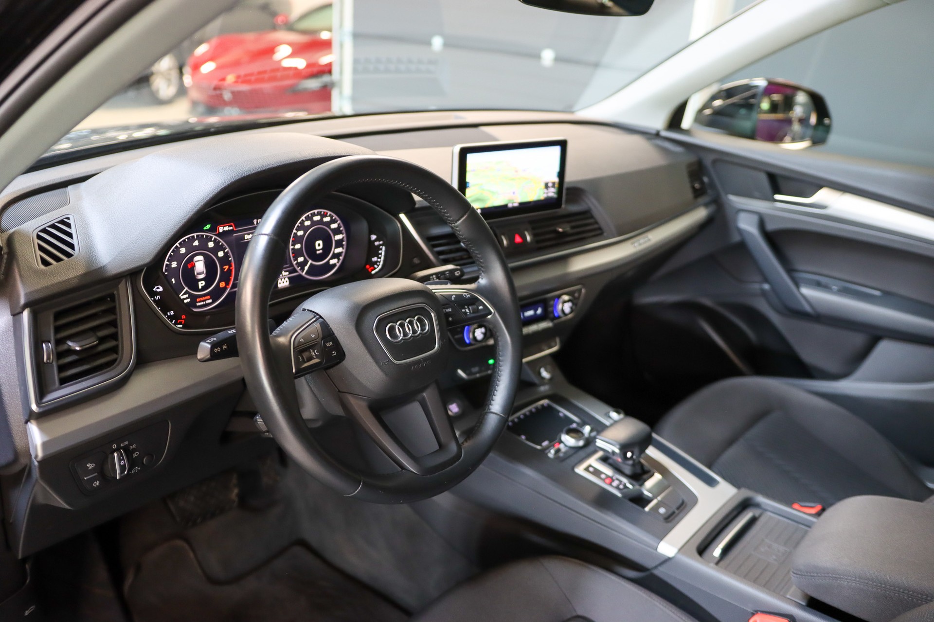 AUDI Q5 50 TFSI e quattro-image-10