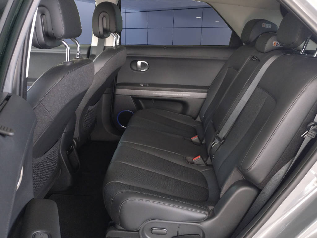 HYUNDAI IONIQ 5 First Edition 73 KWH 4WD-image-10