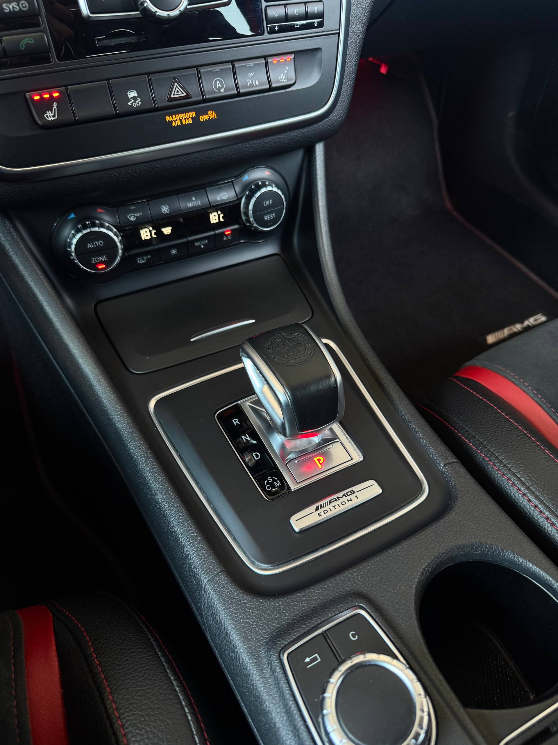MERCEDES-BENZ GLA 45 AMG Edition 1 4Matic 7G-DCT / ab Service bei Verkauf-image-11