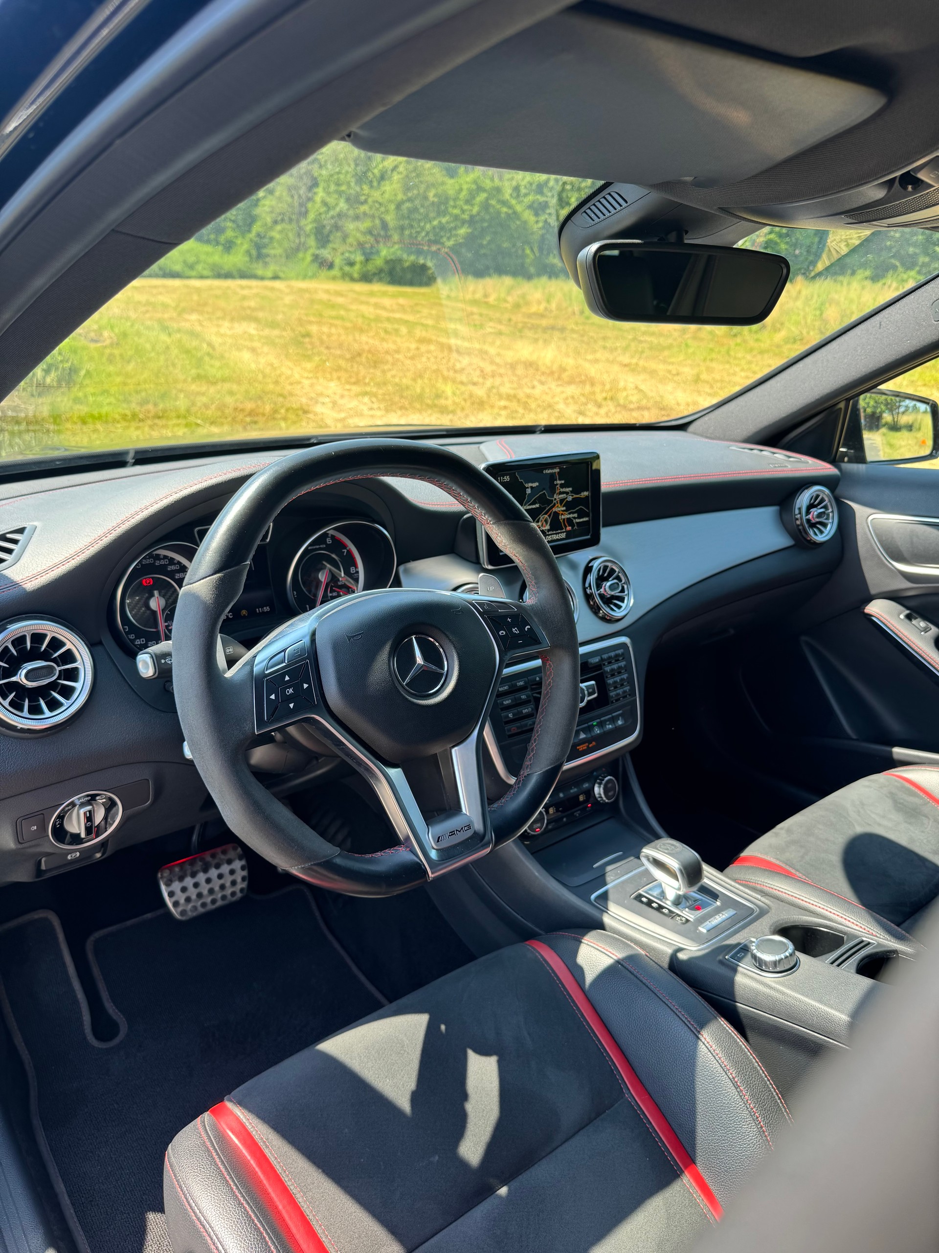 MERCEDES-BENZ GLA 45 AMG Edition 1 4Matic 7G-DCT / ab Service bei Verkauf-image-7