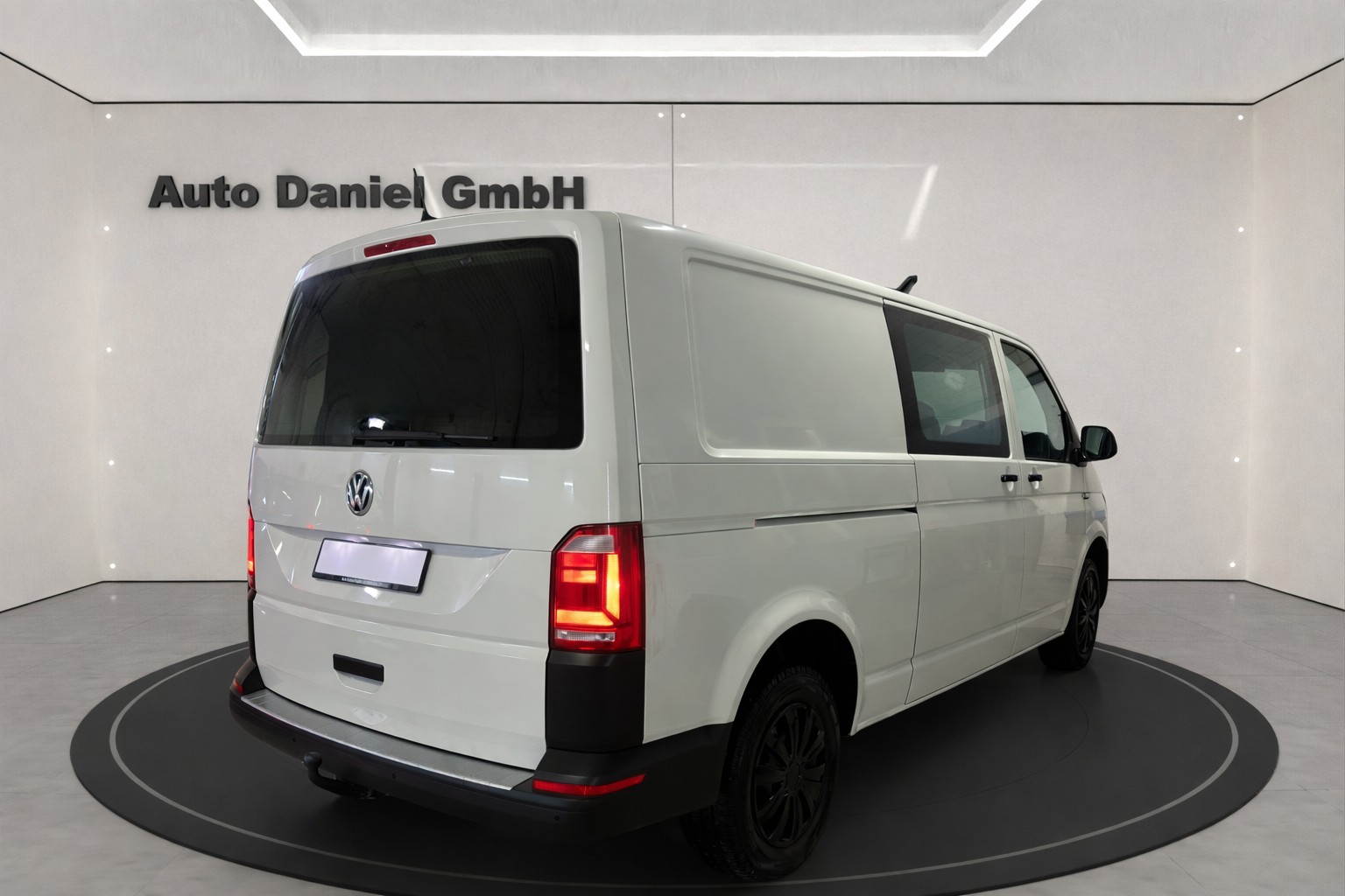 VW T6 2.0 TDI 4Motion Lang Version ( Mit AHK / Sortimo Regale )-image-4