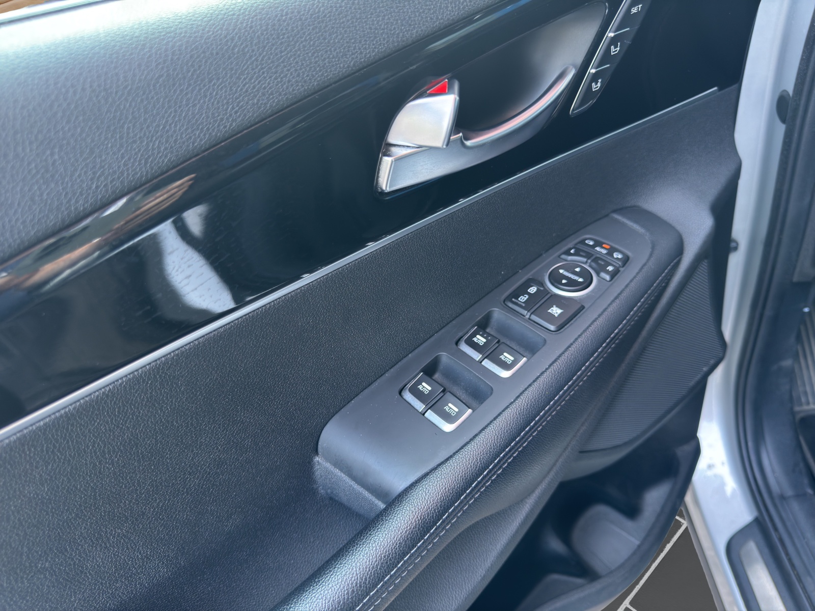 KIA Sorento-image-14
