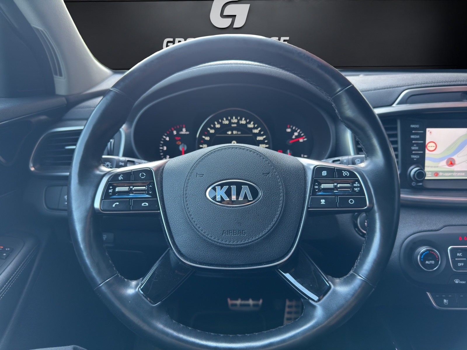 KIA Sorento-image-12