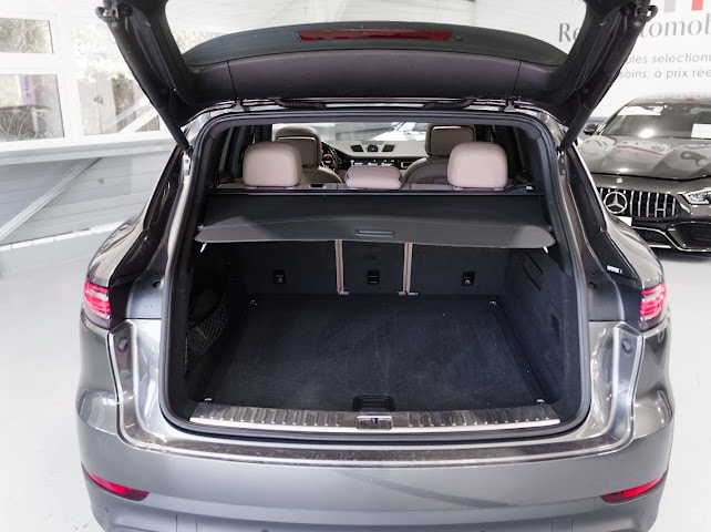 PORSCHE Cayenne-image-8
